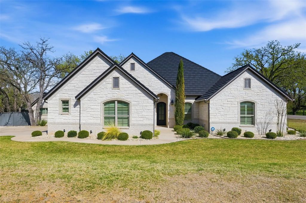 8501 Kingsley Circle, Granbury
