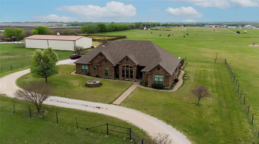 13435 Jackson Road, Krum