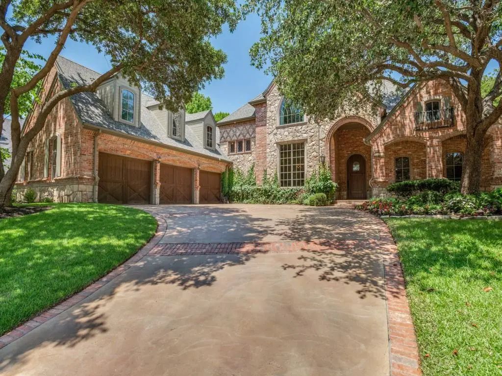 2804 High Point Court, Grapevine