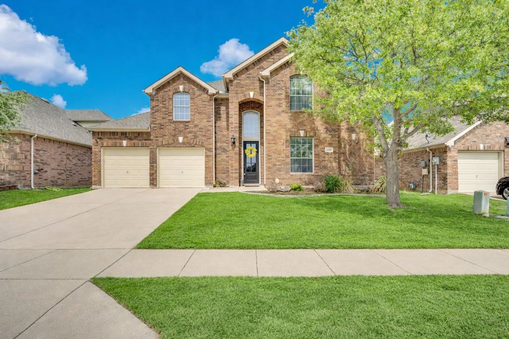 3257 Button Bush Drive, Fort Worth