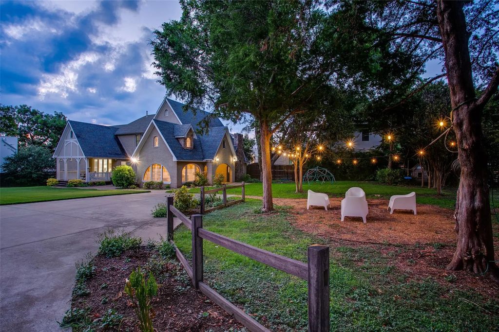 1033 Cedar Hill Avenue, Dallas