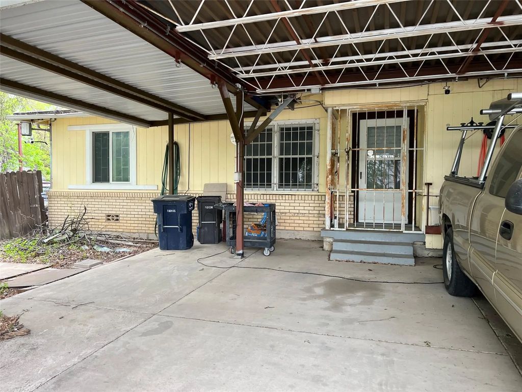 3400 Avenue C, Fort Worth