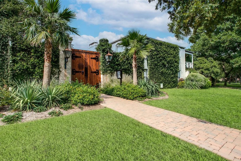 5919 E University Boulevard 236, Dallas