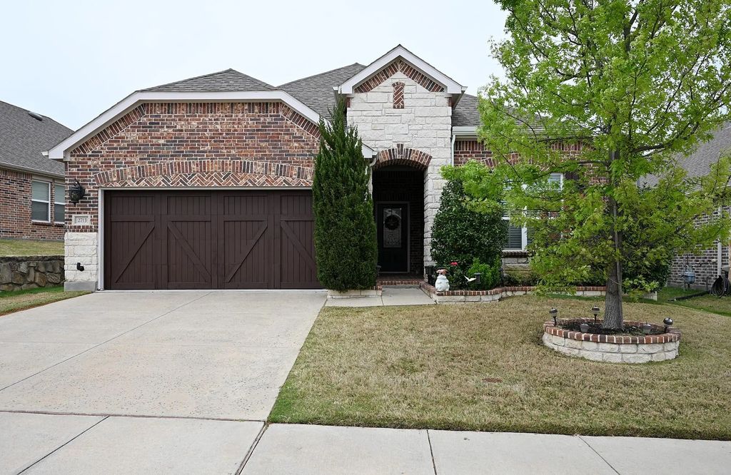 2713 Gulf Shore Drive, Lewisville