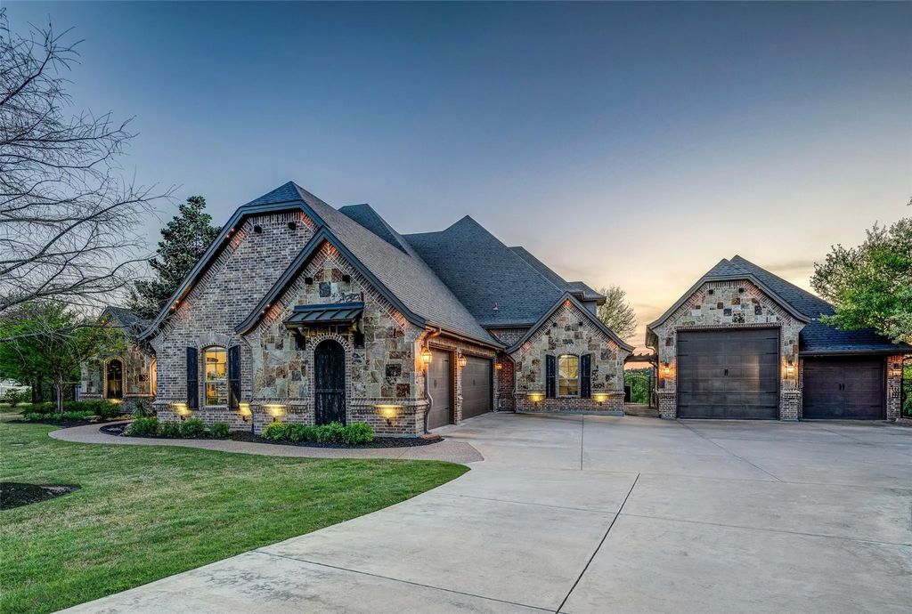 254 Maral Lane, Azle