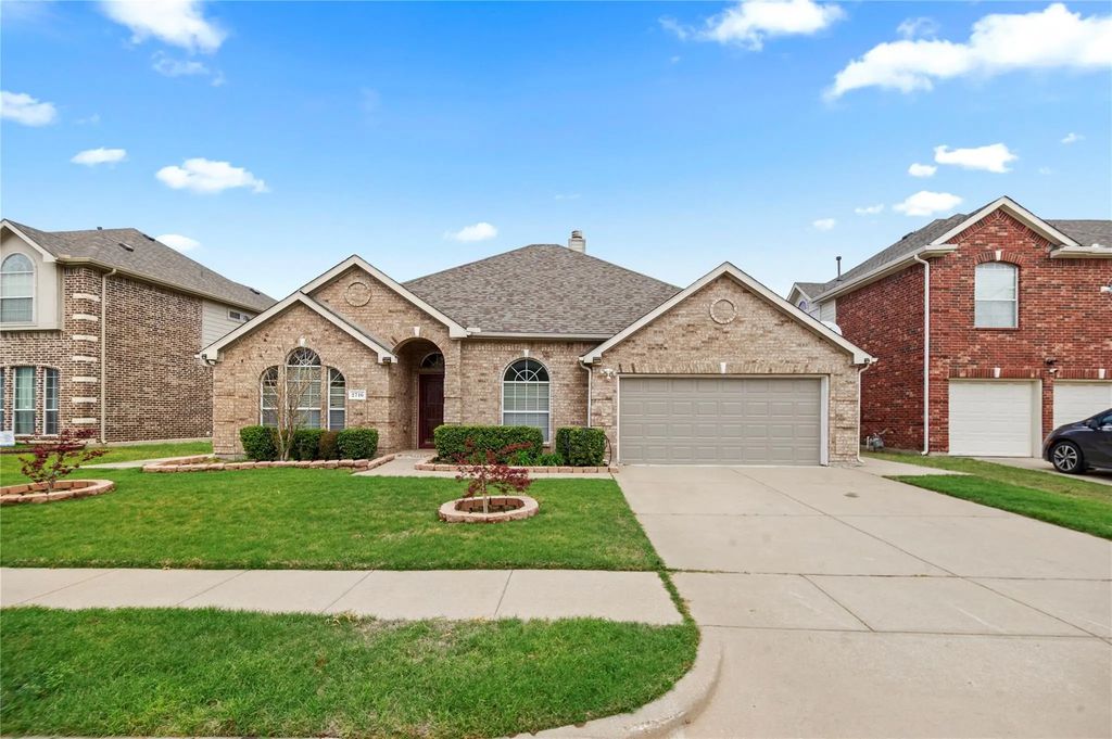 2716 Potter Court, Grand Prairie
