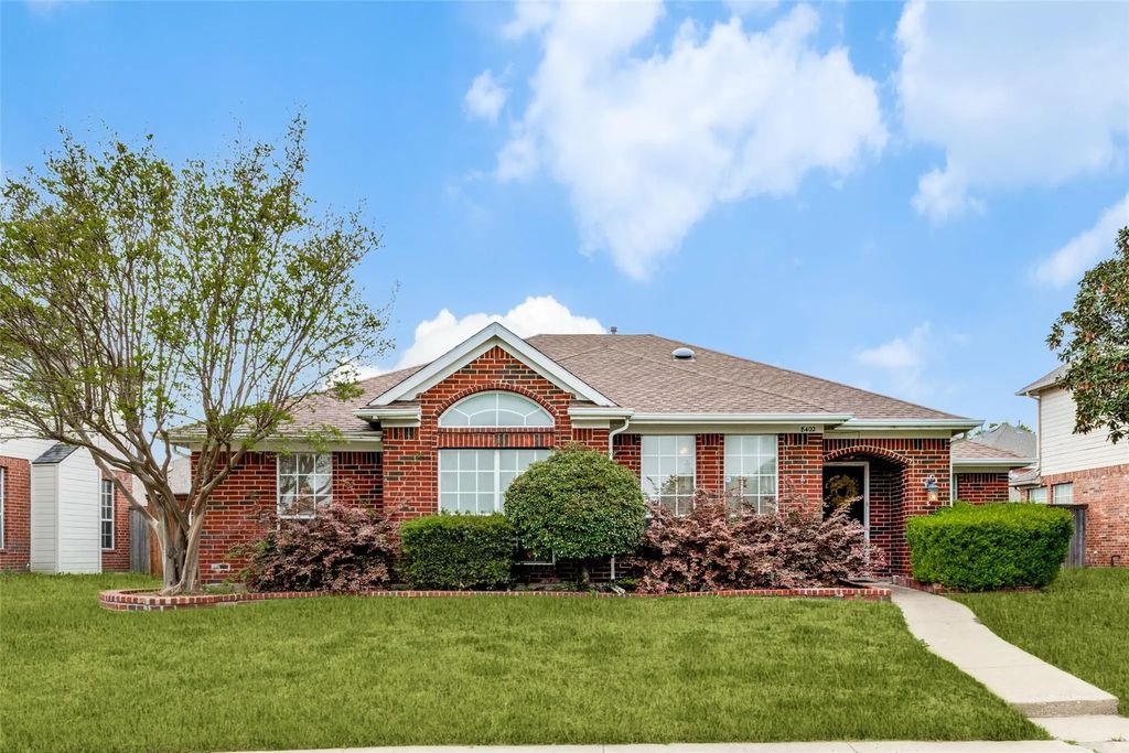 8402 Hartford Drive, Rowlett
