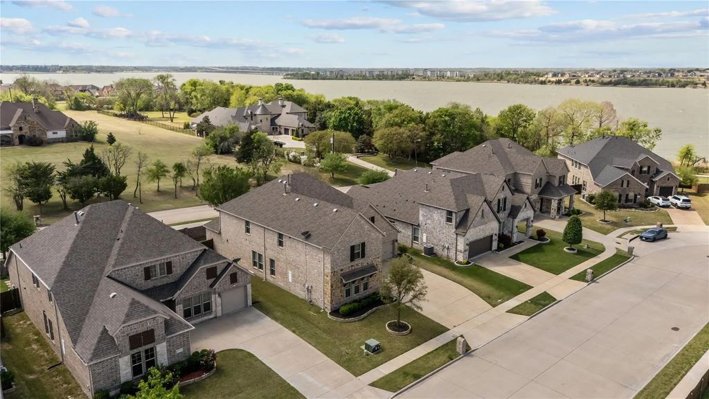 6510 Loire Valley Drive, Rowlett