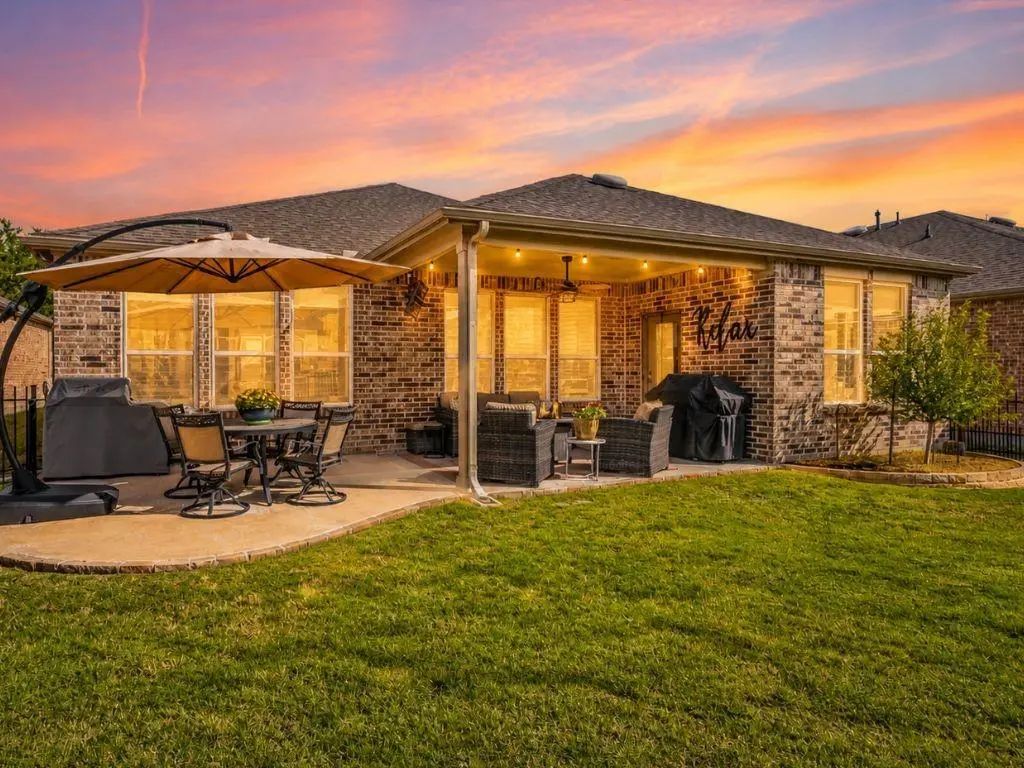 900 Forgotten Forest Way, McKinney
