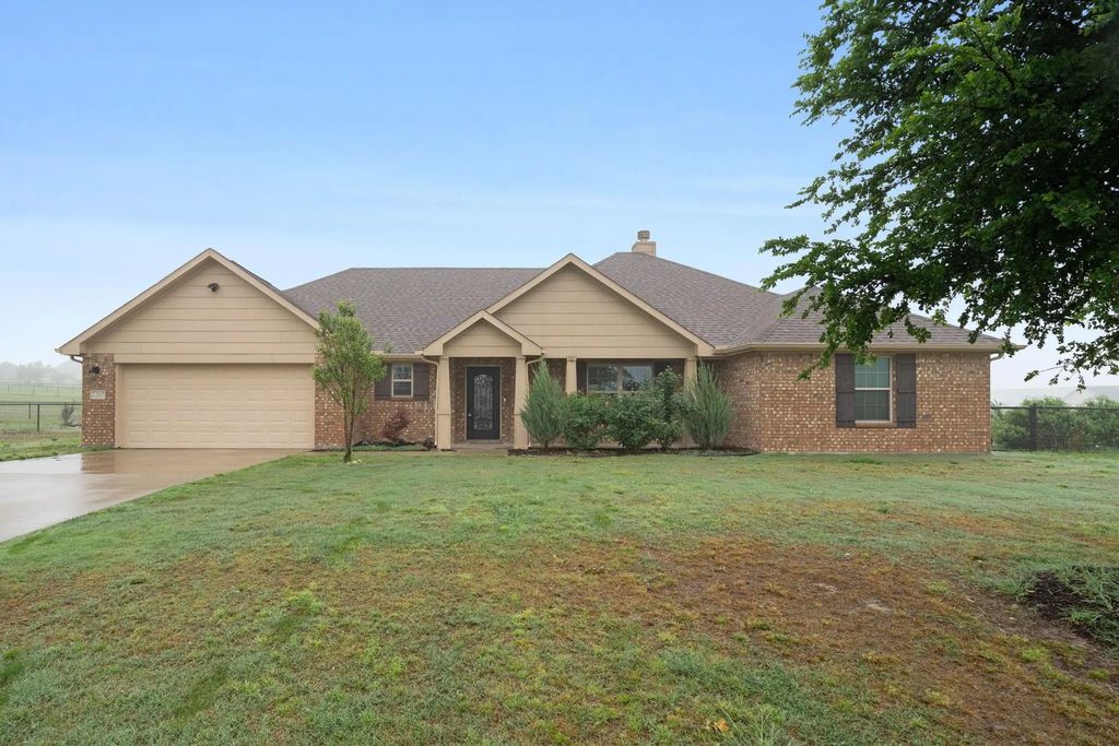 7207 Veal Station Road, Weatherford