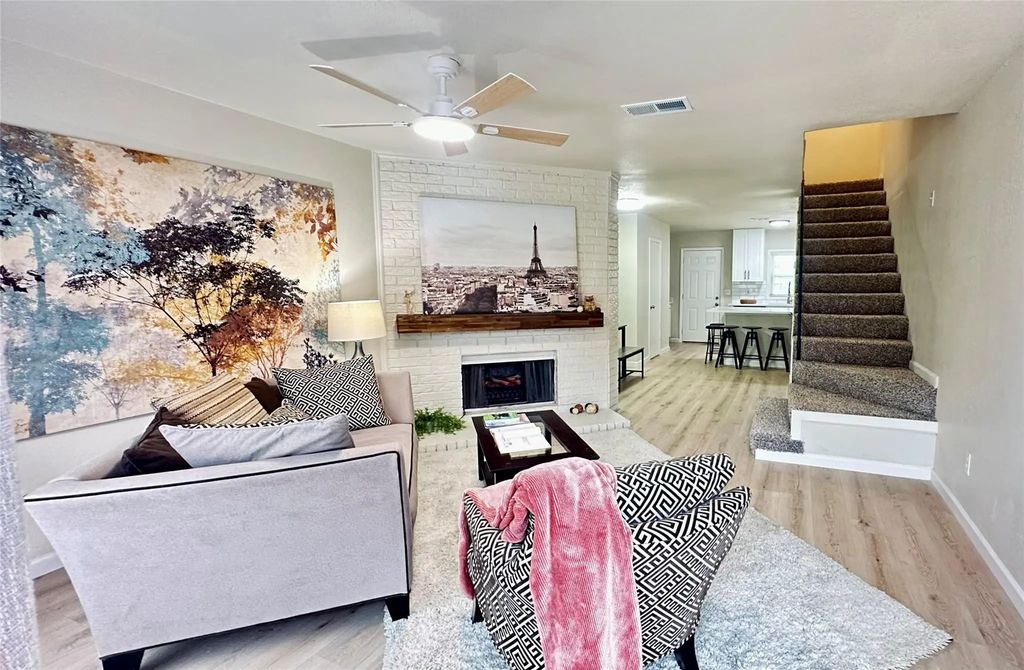 9434 Olde Village Court, Dallas