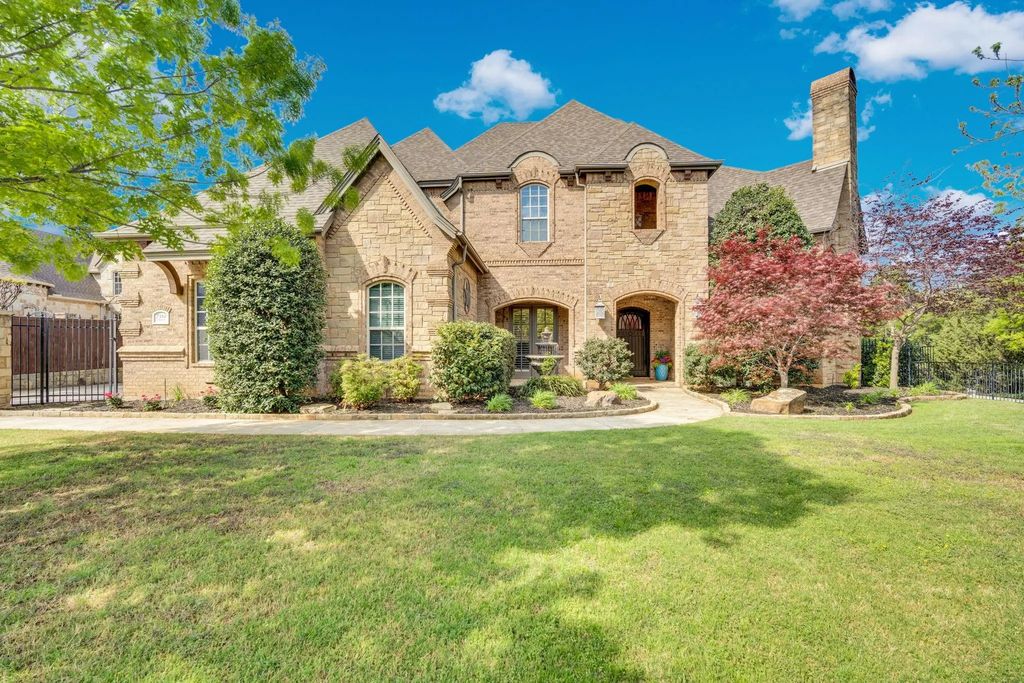 7312 Chanel Court, Colleyville