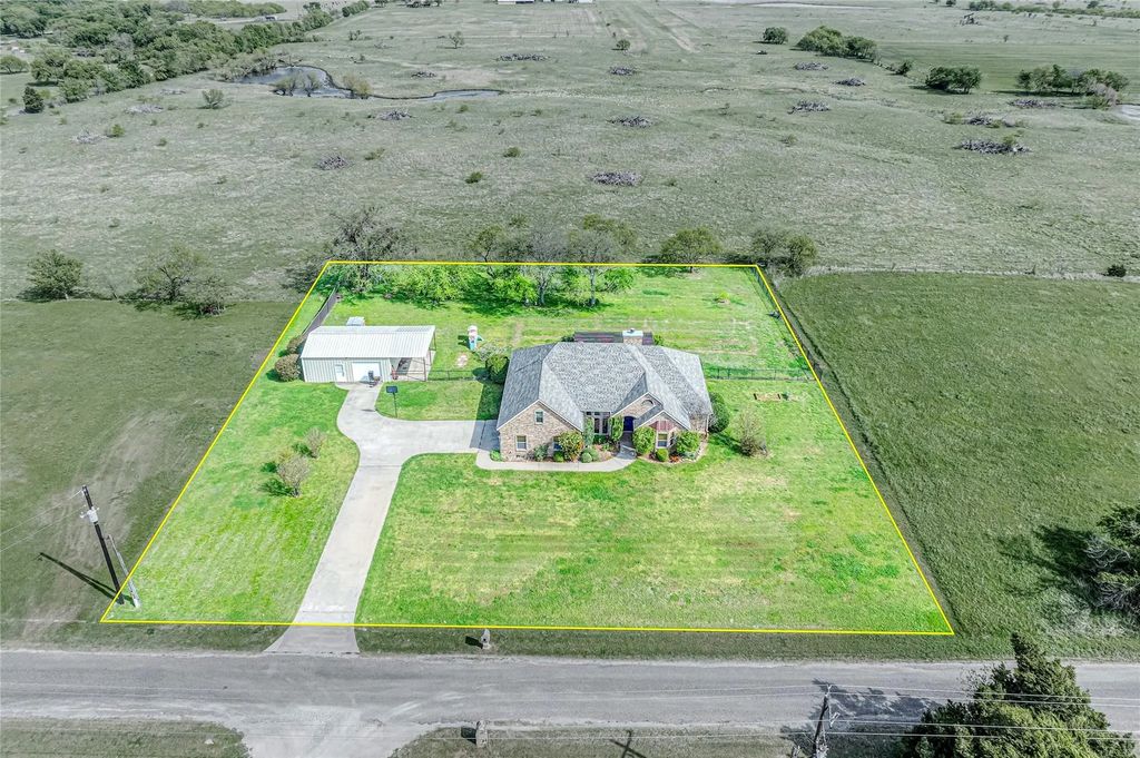 2472 Gibbons Road, Sherman