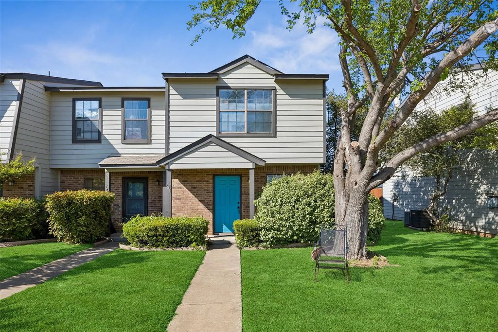 724 W Collins Street, Denton