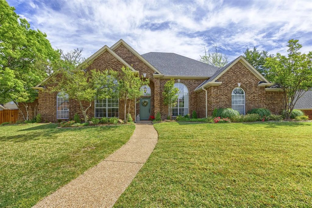 2823 Roundrock, McKinney