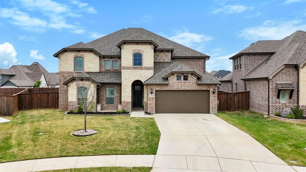 1501 Wild Indigo Drive, Mansfield
