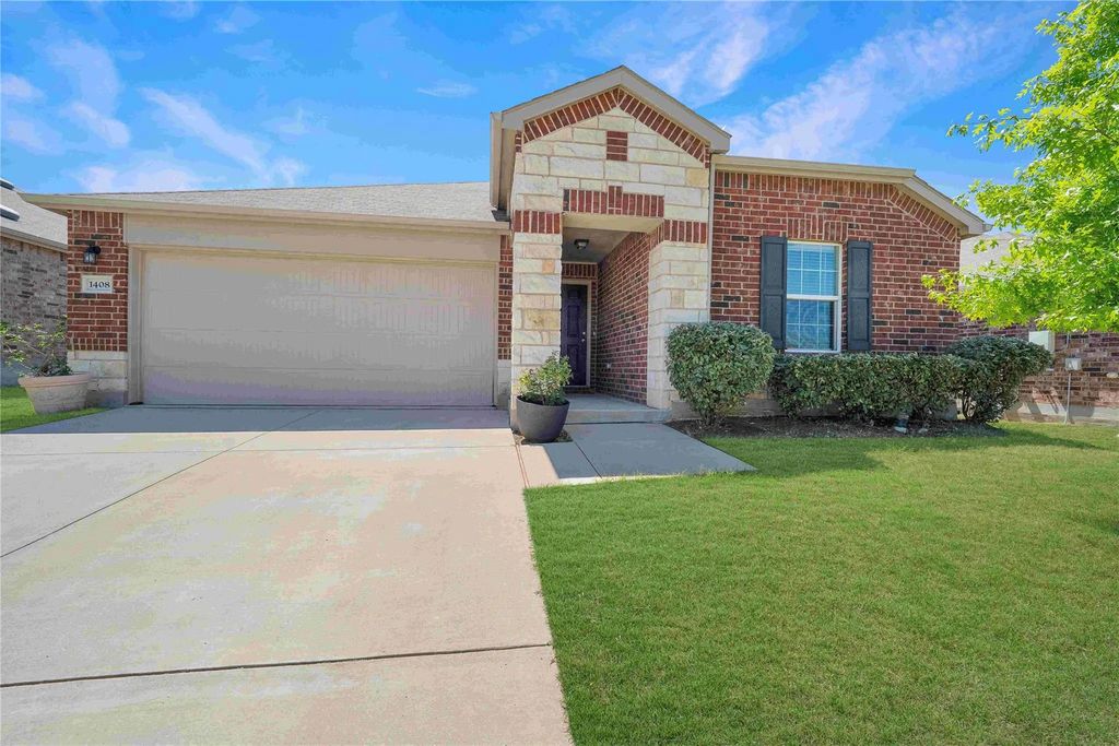 1408 Trace Drive, Aubrey