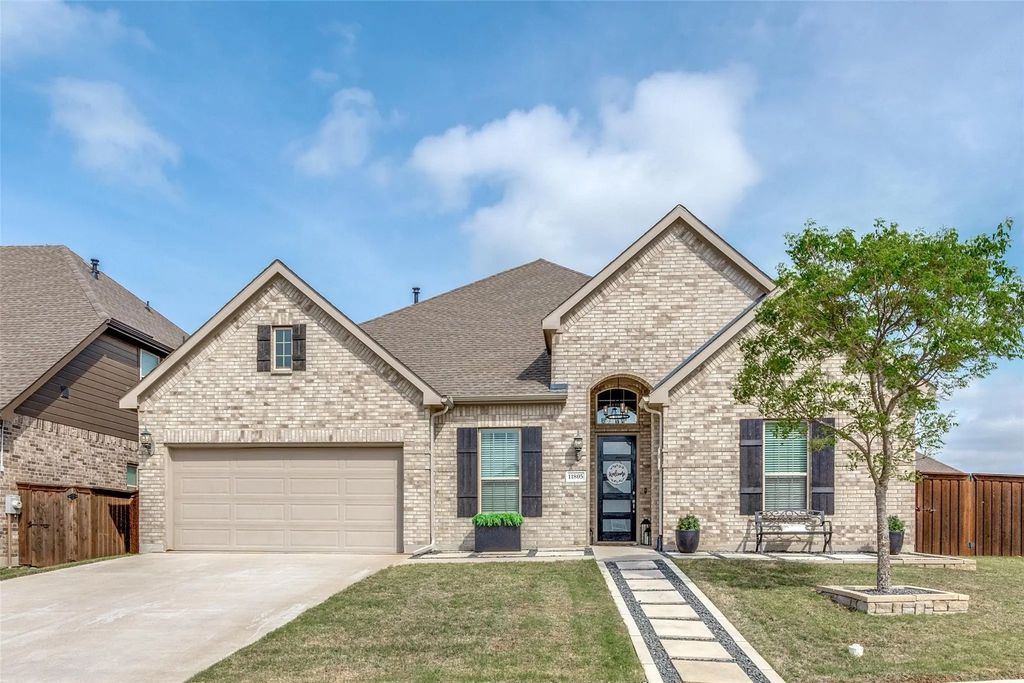 11805 Prudence Drive, Fort Worth