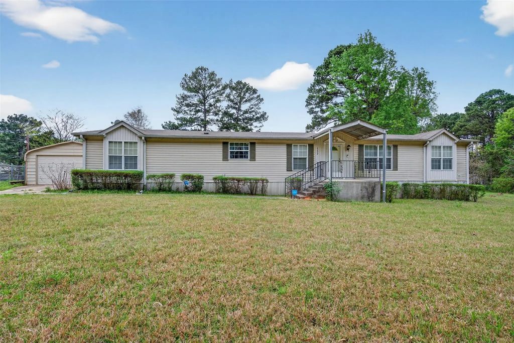6772 Greenway Avenue, Shreveport