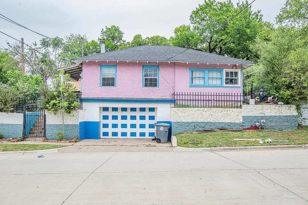 507 Sabine Street, Dallas