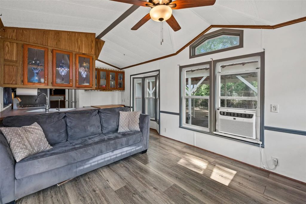 3841 Boquillas Circle, Granbury