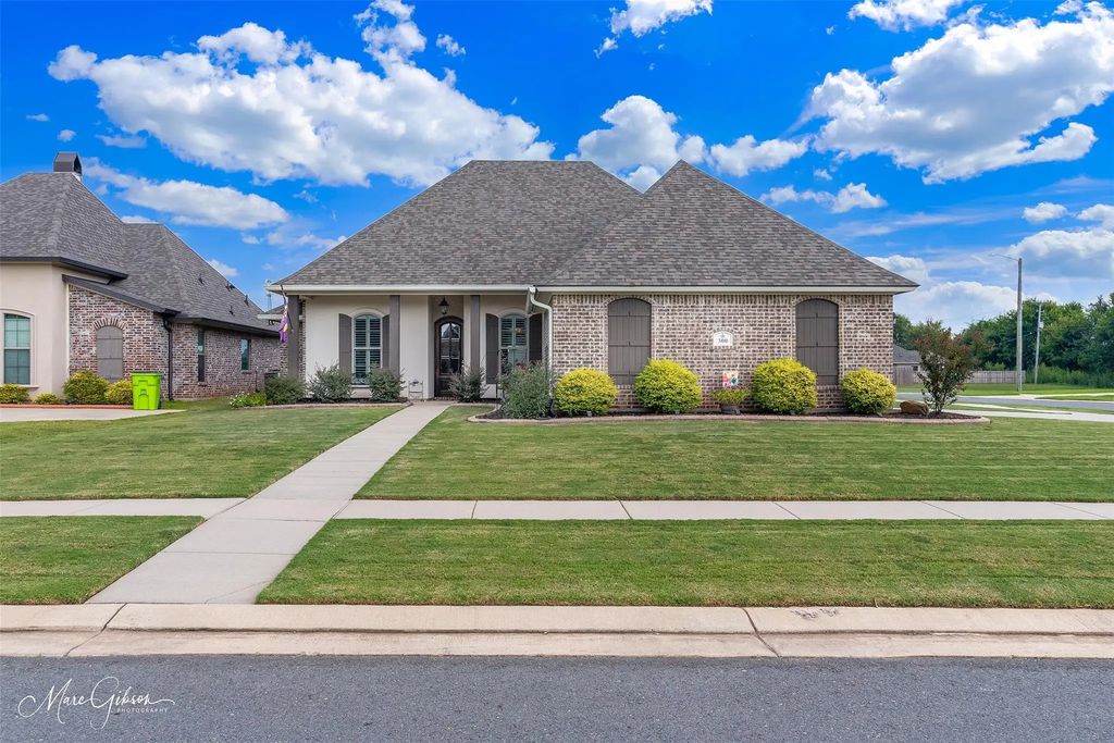 300 Ansley Circle, Benton