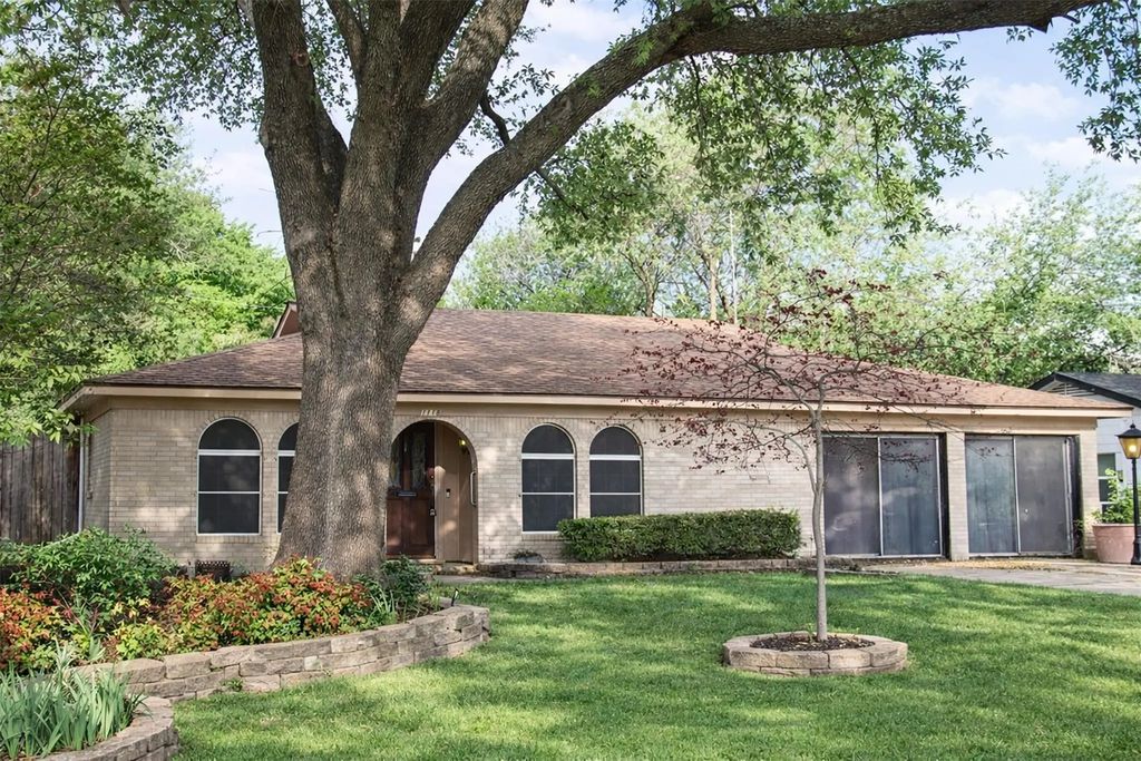 1118 Bryant Street, Benbrook
