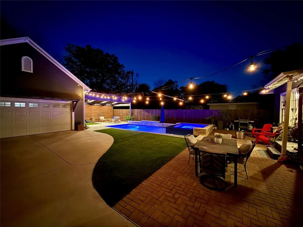 2241 Hurley Avenue, Fort Worth