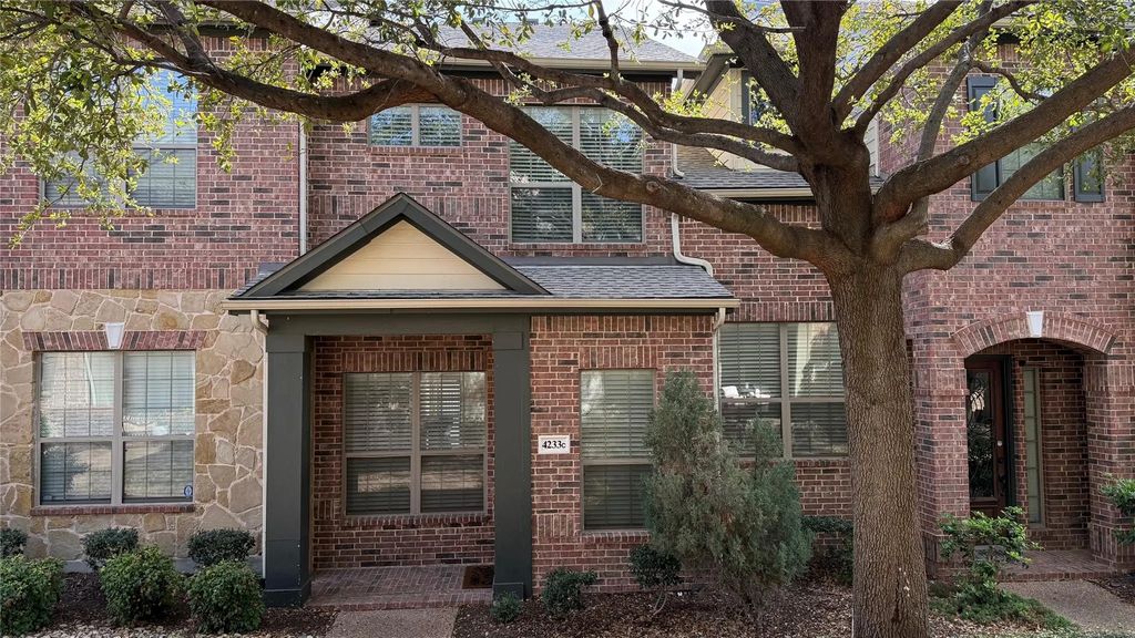 4233 Swan Forest Drive C, Carrollton