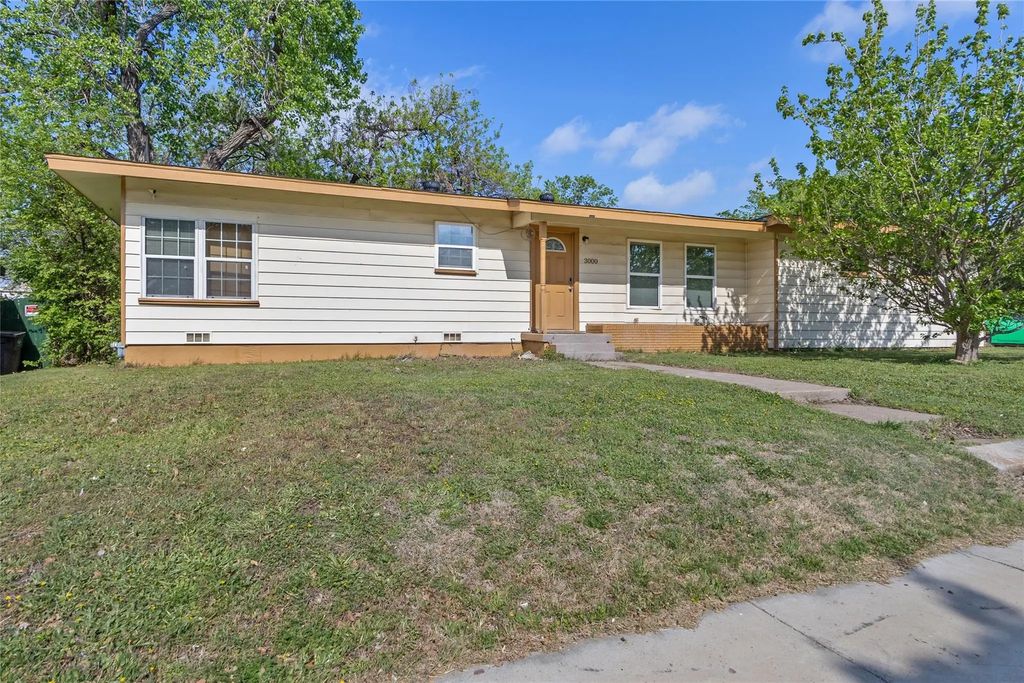 3000 Pate Drive, Fort Worth
