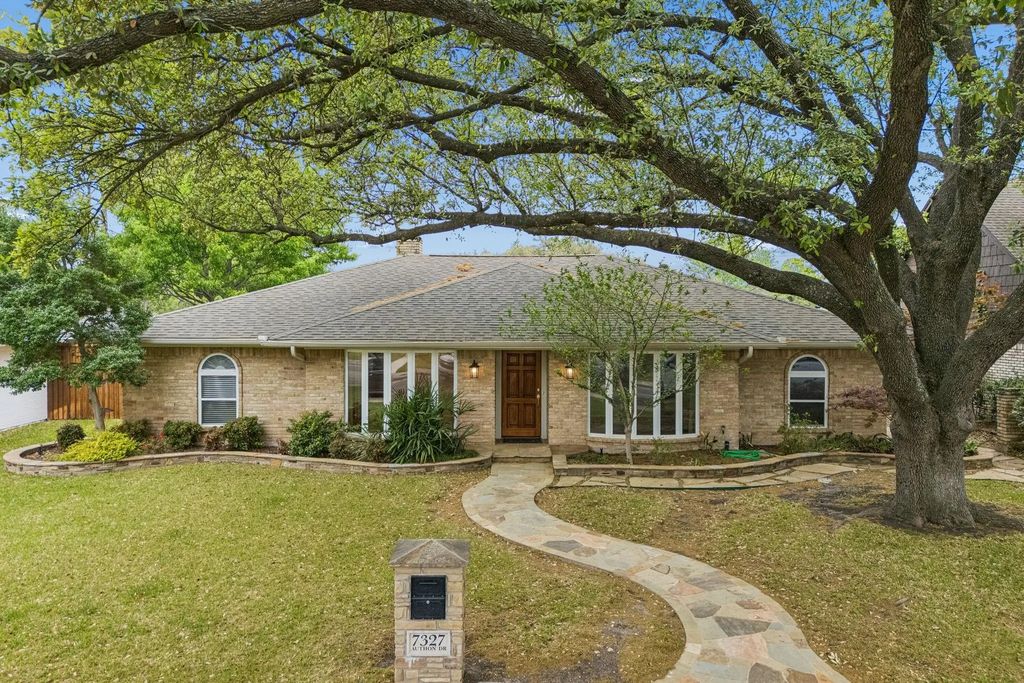 7327 Authon Drive, Dallas
