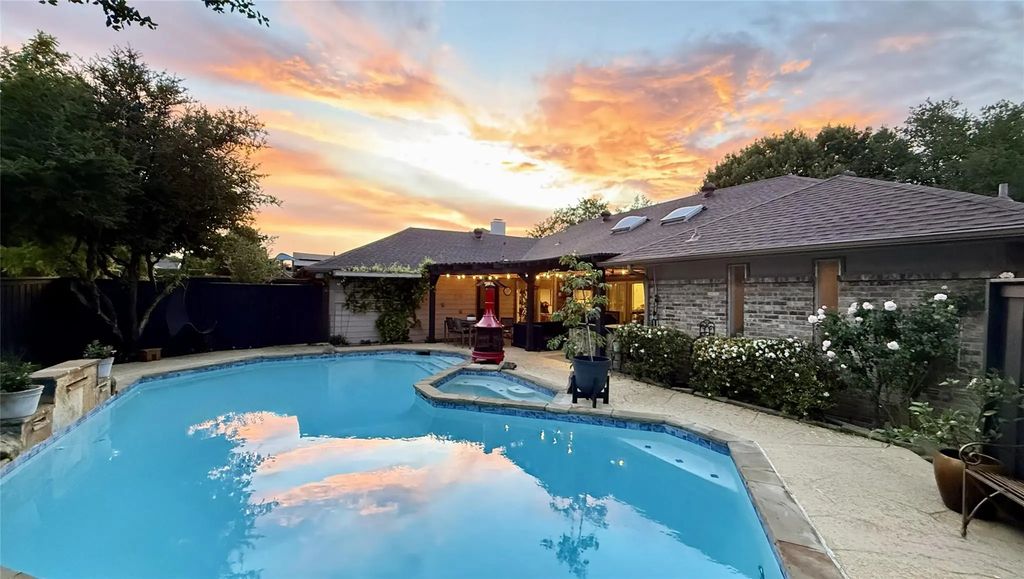 7728 Bantry Lane, Dallas