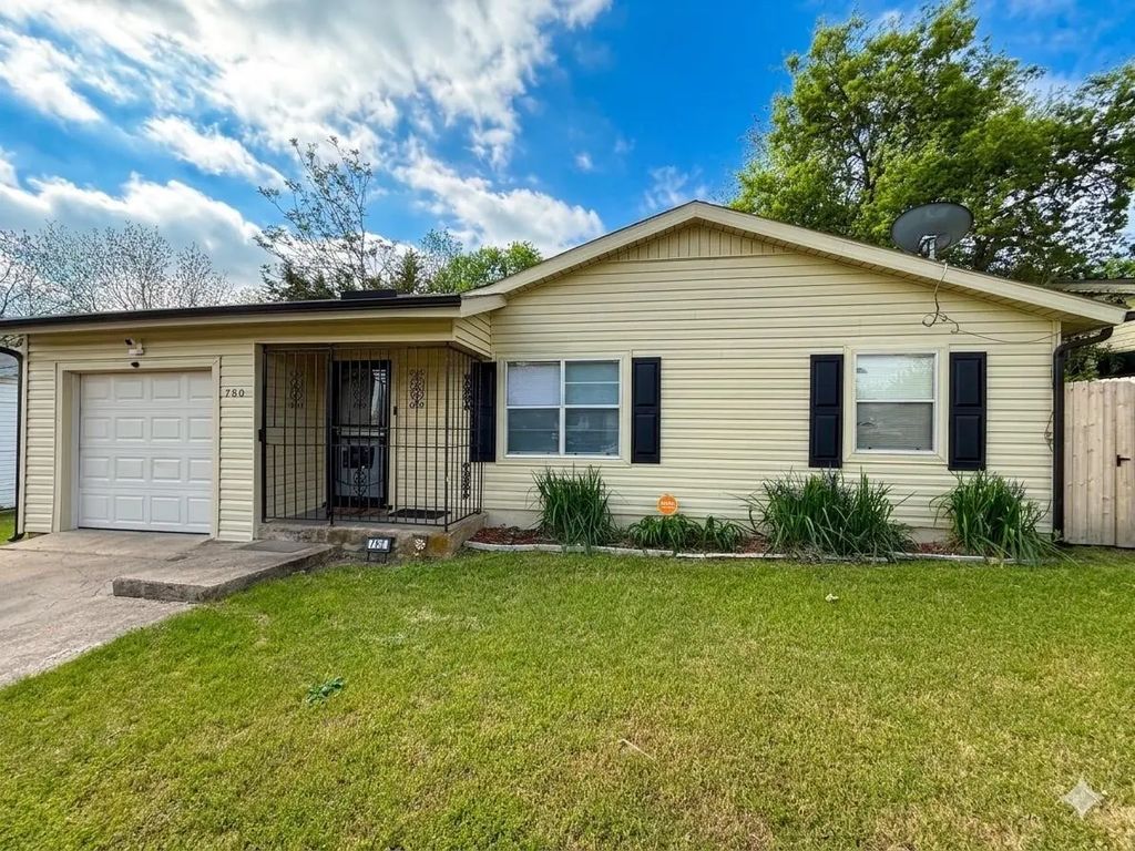 780 Emberwood Drive, Dallas