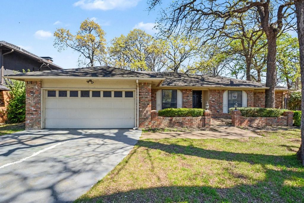 5603 Louise Way Drive, Arlington