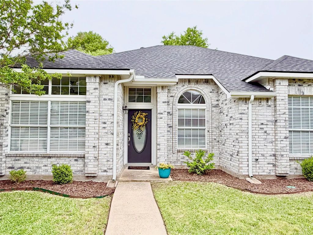 609 W Oak Street, Wylie