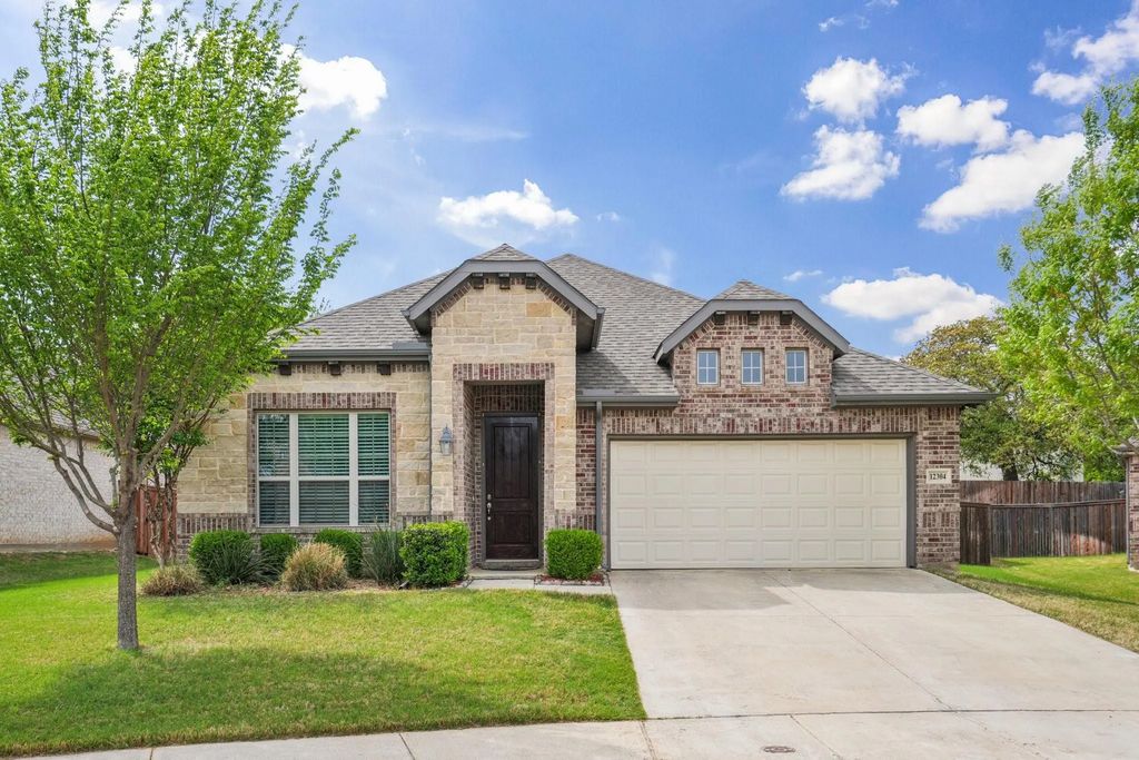 12304 Cedar Knoll Drive, Fort Worth