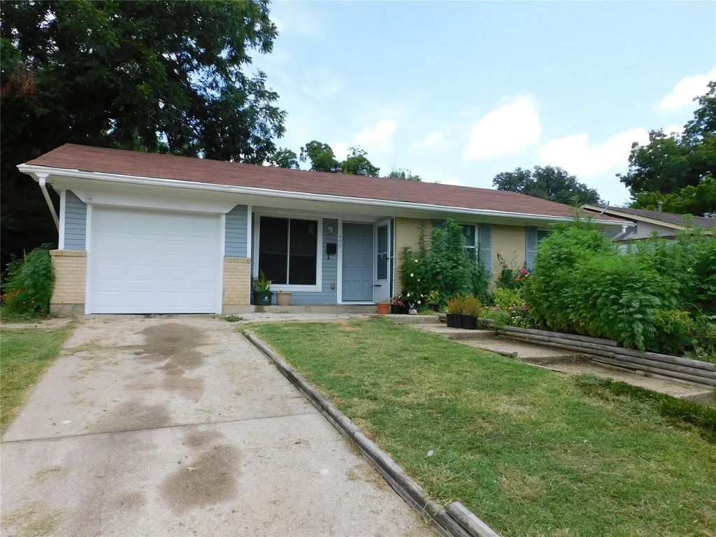 409 W Vista Drive, Garland