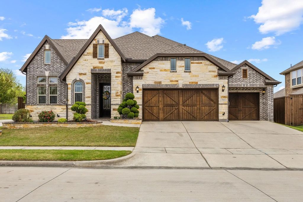 703 Hammond, Wylie