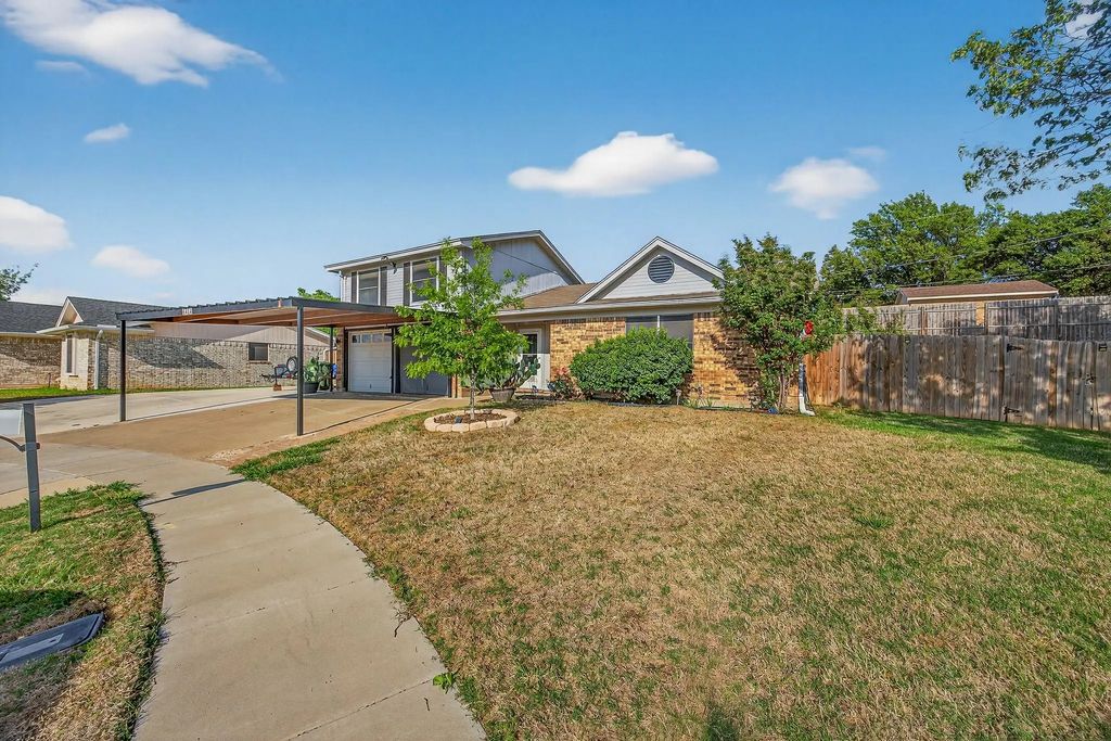 6404 Tammy Court, Watauga