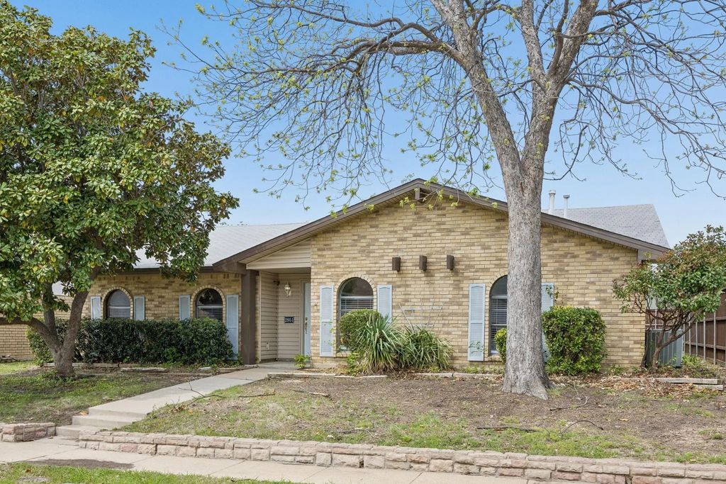 2951 Furneaux Lane, Carrollton