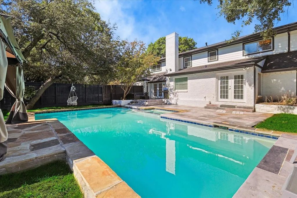 3608 Courtdale Drive, Farmers Branch