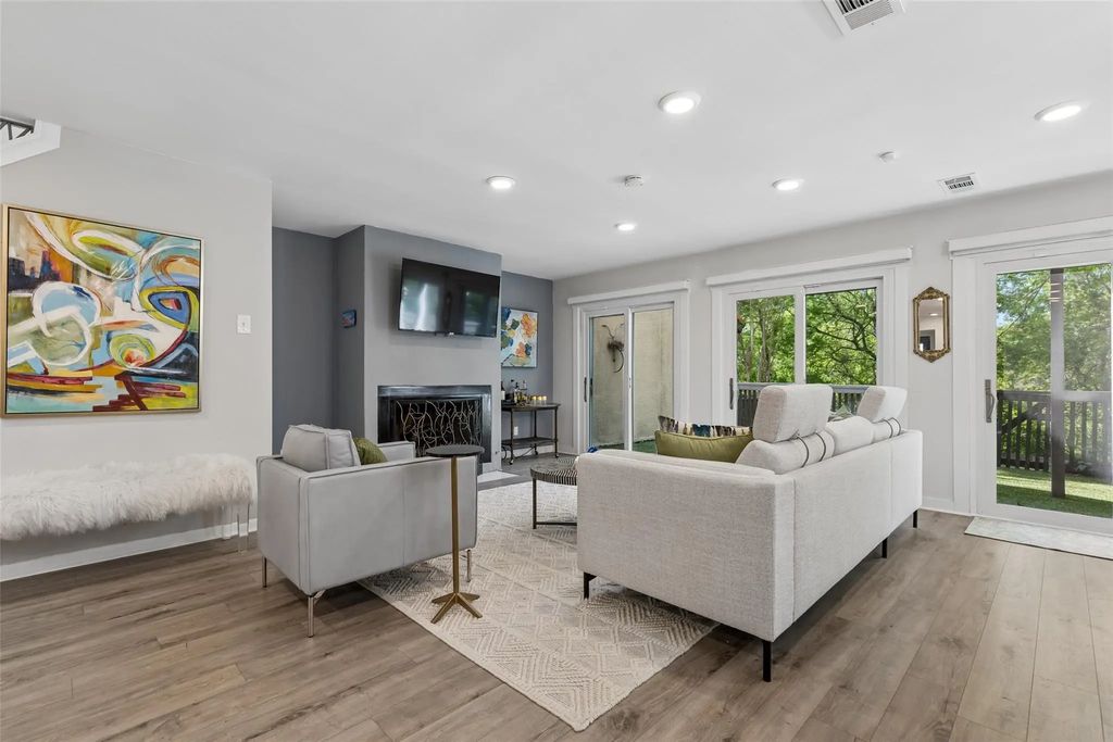 9605 Robin Song, Dallas