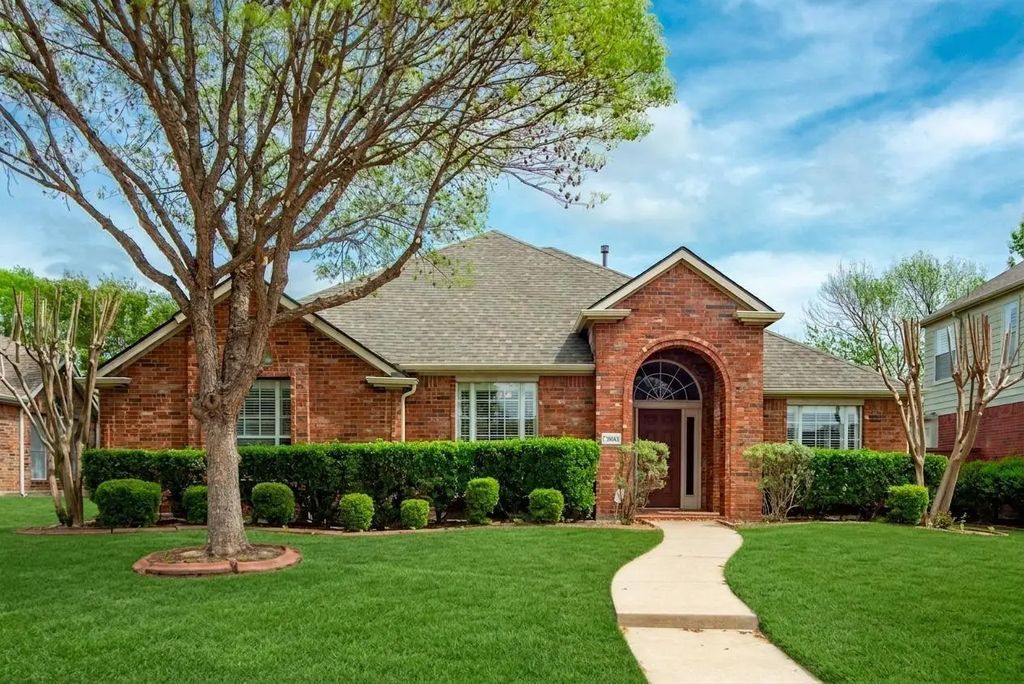 7900 Roaring Ridge Drive, Plano