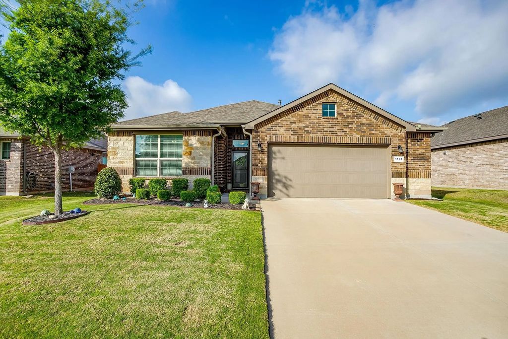 1108 Dublin Drive, Cleburne