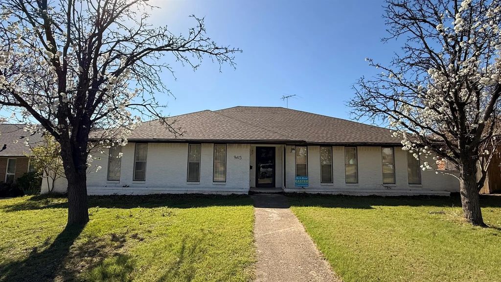 9415 Arborhill Drive, Dallas