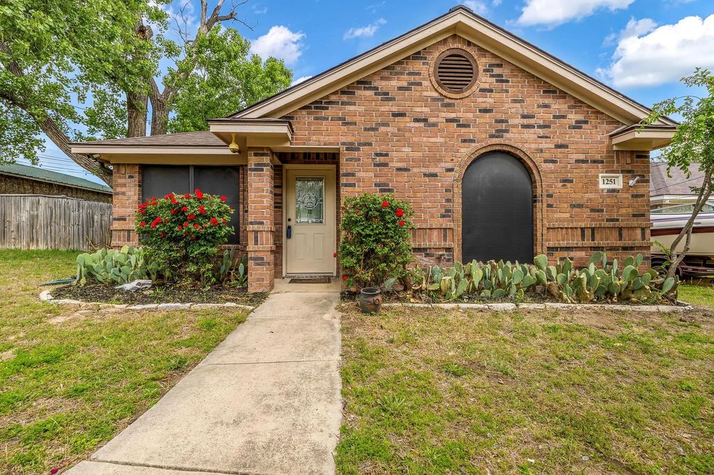 1251 W Hyman Street, Stephenville