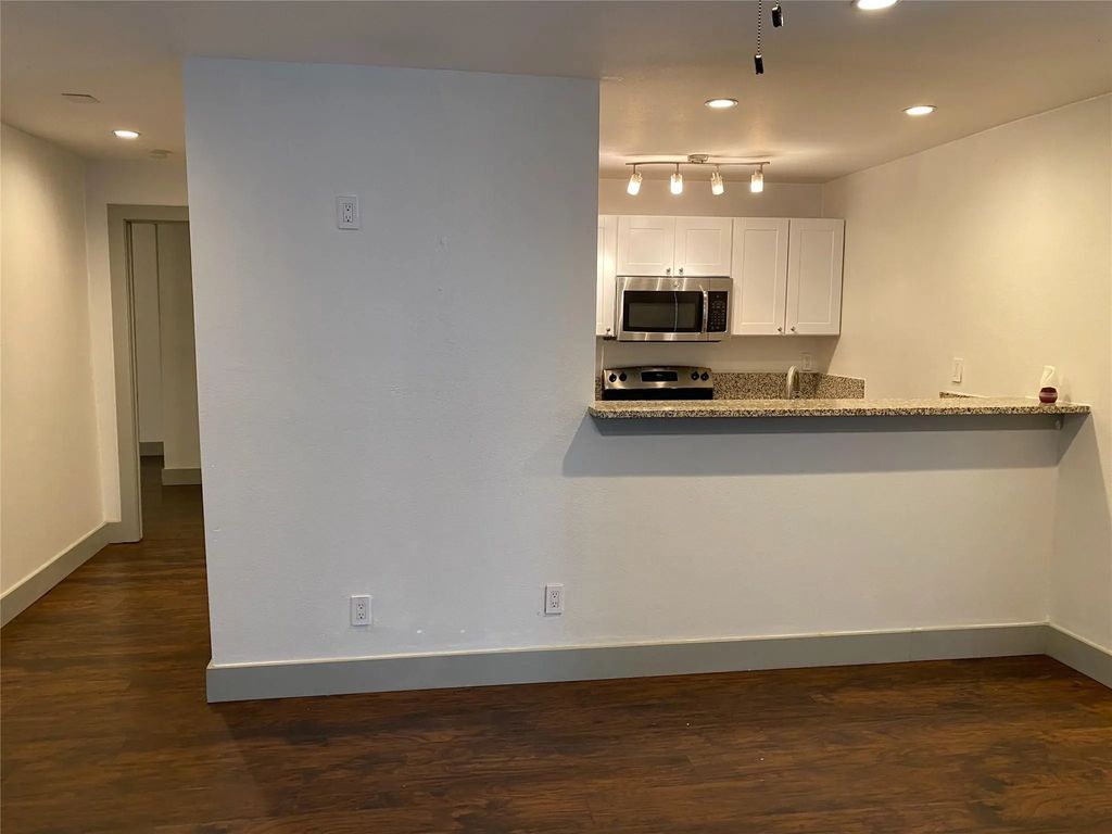 4633 Fairmount Street 110, Dallas