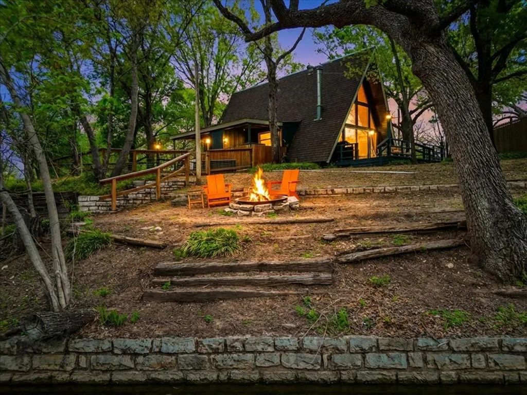 500 Gemini Court, Granbury