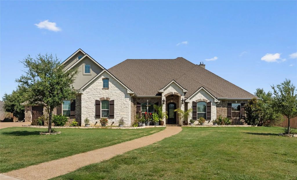 529 Perry Lane, Robinson