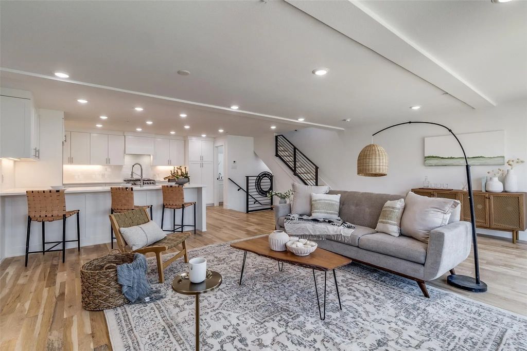 4701 San Jacinto Street 103, Dallas
